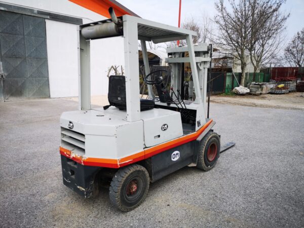 1990 om 25 carrello elevatore diesel - immagine 3